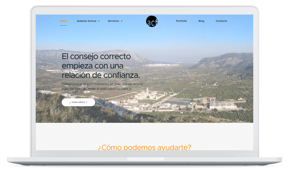 Mockup Arquitectura - Clay laptop